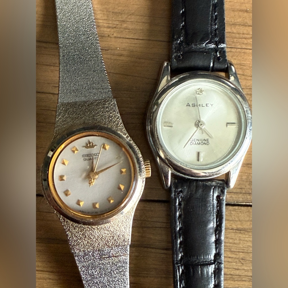 Vintage Seiko & Ashley Women’s Watch Set Black Leather & Silver Quartz